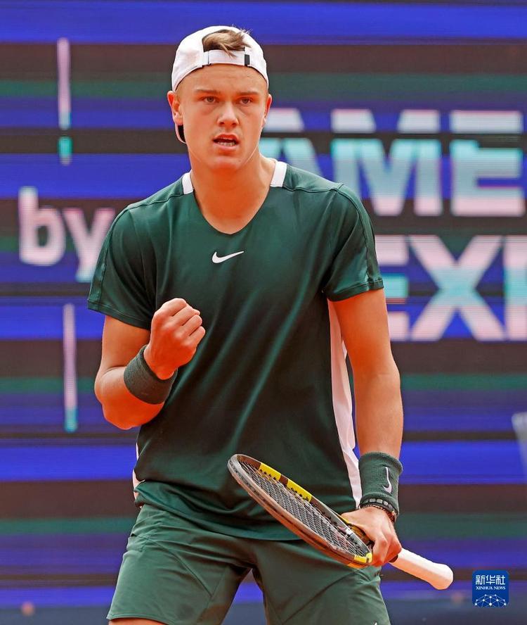 仅限于球迷 仅限于球迷