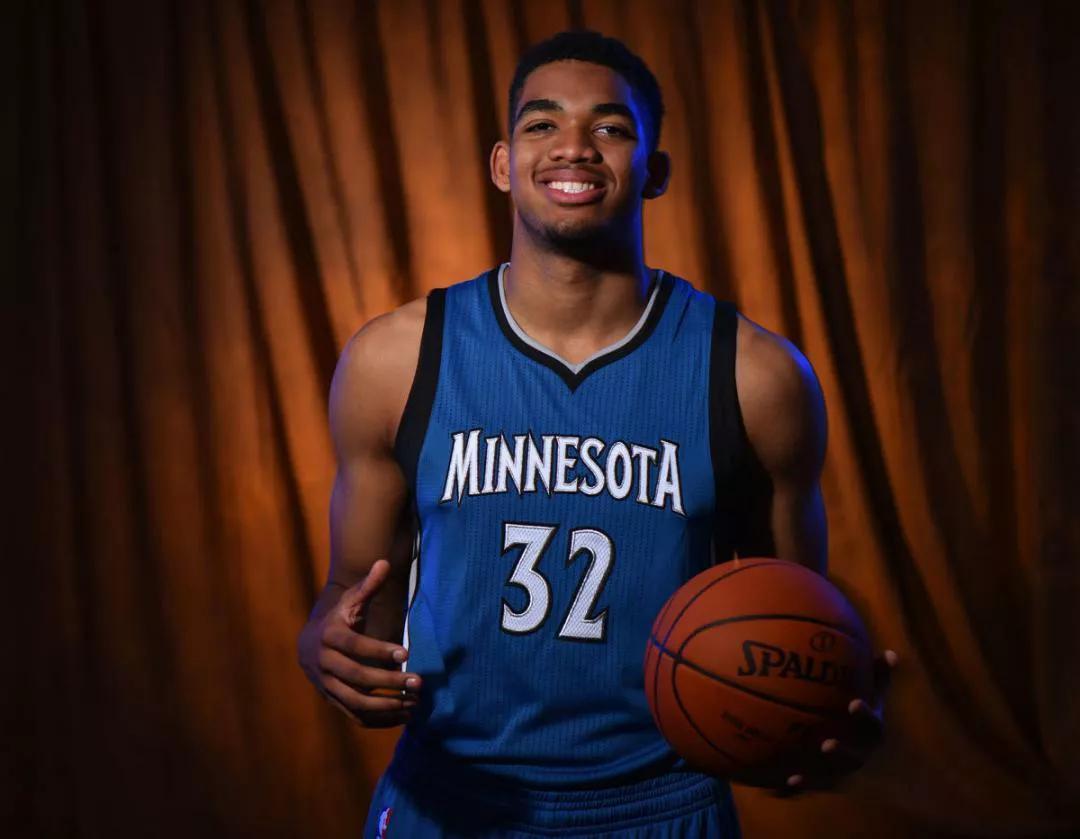 游戏不再只 游戏不再只